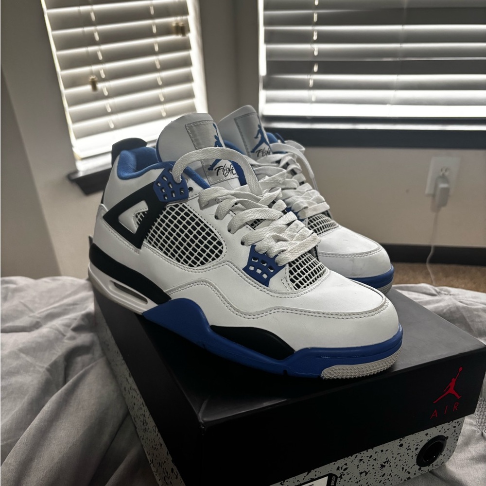 Retro 4 Jordans